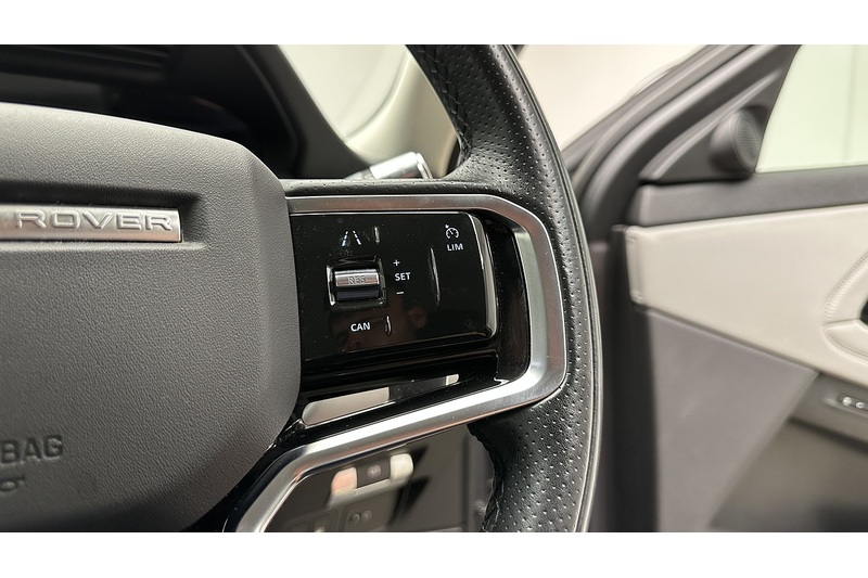 Land Rover Range Rover Evoque P300e R-Dynamic SE - U2299