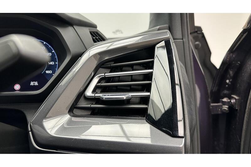 Audi Q4 e-tron 40 S line SUV 5dr Electric Auto 82kWh (204 ps) - U232