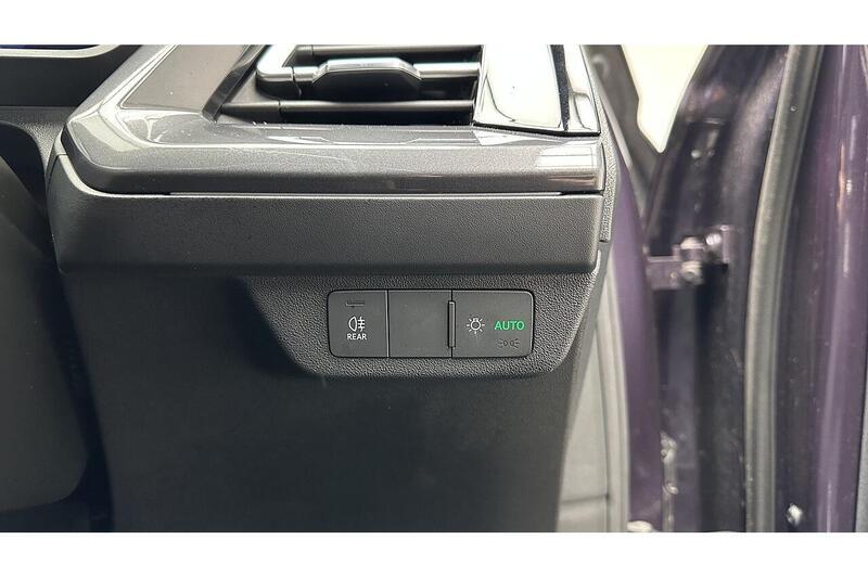 Audi Q4 e-tron 40 S line SUV 5dr Electric Auto 82kWh (204 ps) - U232