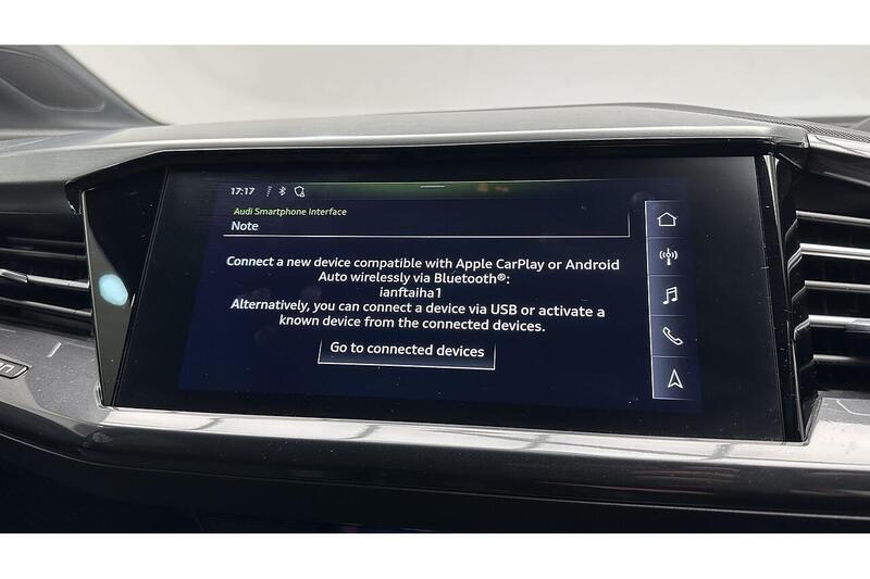 Audi Q4 e-tron 40 S line SUV 5dr Electric Auto 82kWh (204 ps) - U232