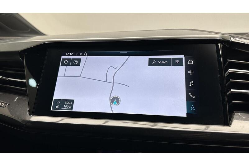 Audi Q4 e-tron 40 S line SUV 5dr Electric Auto 82kWh (204 ps) - U232