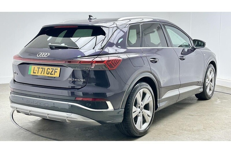 Audi Q4 e-tron 40 S line SUV 5dr Electric Auto 82kWh (204 ps) - U232