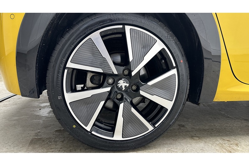 Peugeot E-208 GT Premium - U2384