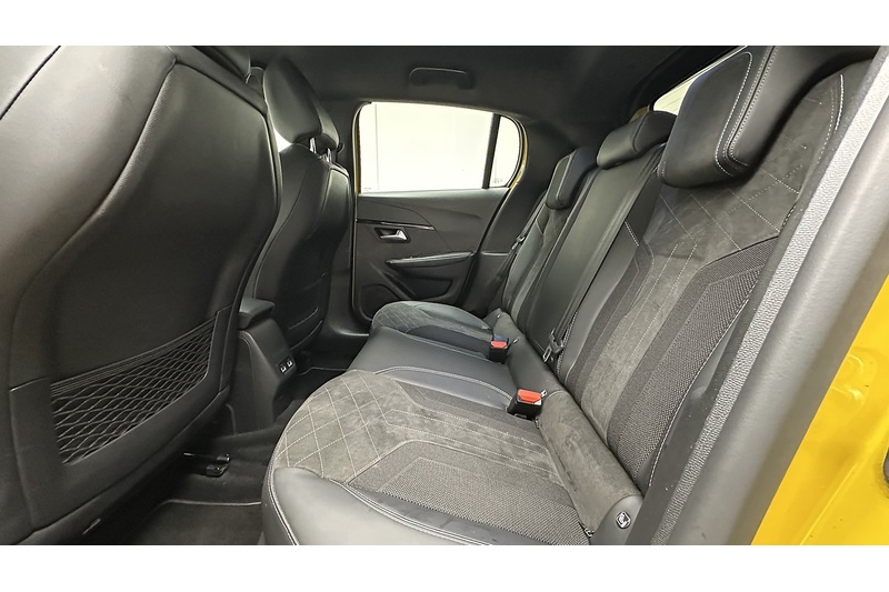 Peugeot E-208 GT Premium - U2384