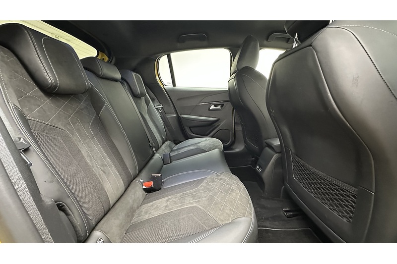 Peugeot E-208 GT Premium - U2384