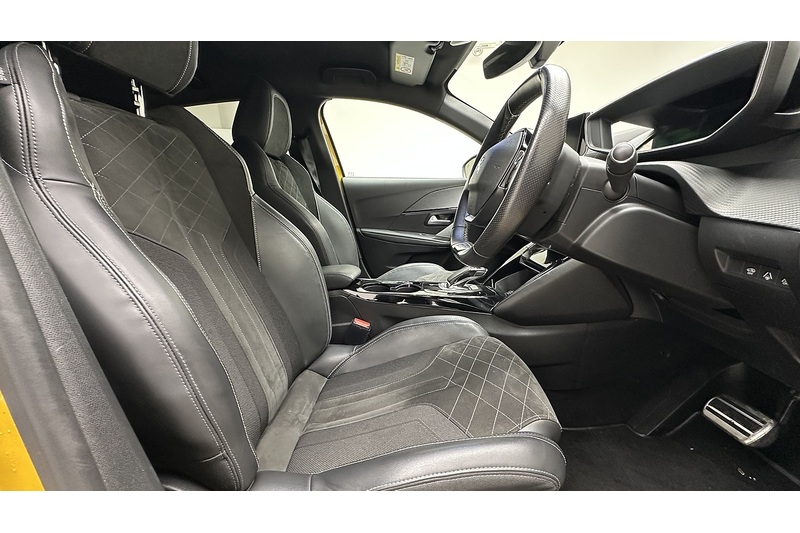 Peugeot E-208 GT Premium - U2384