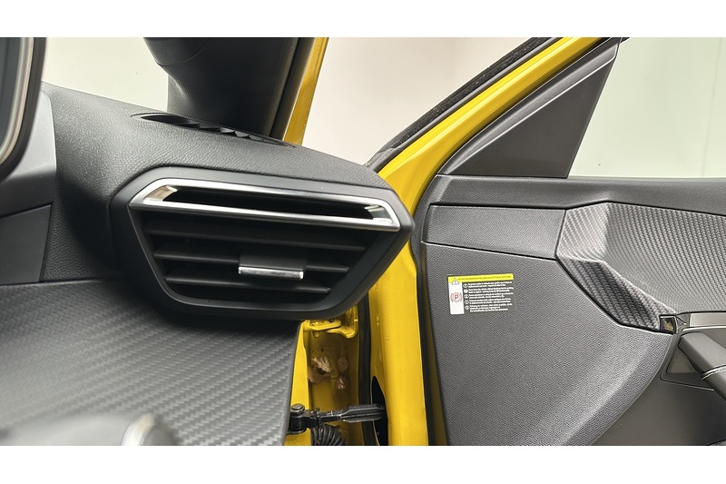 Peugeot E-208 GT Premium - U2384