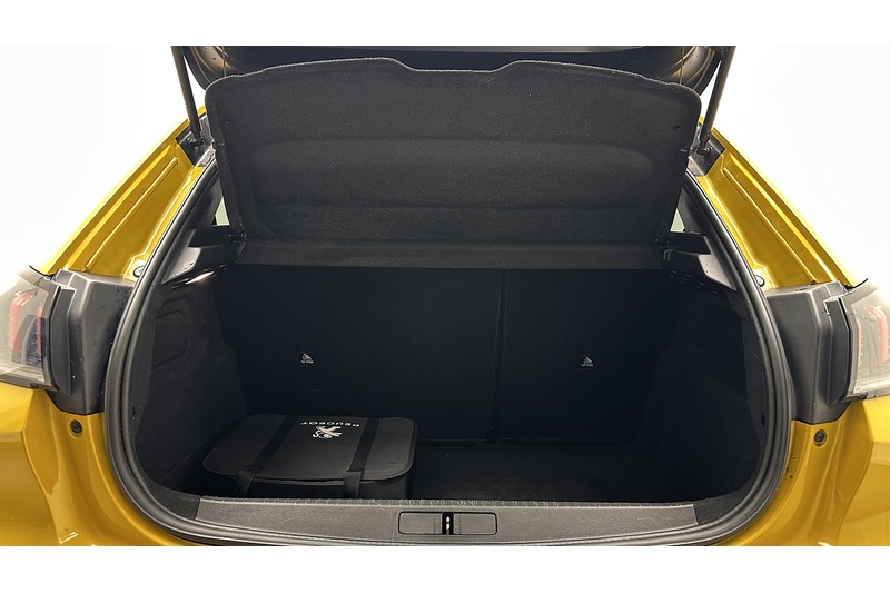 Peugeot E-208 GT Premium - U2384