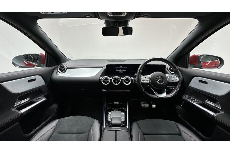 Mercedes-Benz EQA EQA 350 AMG Line - U2399