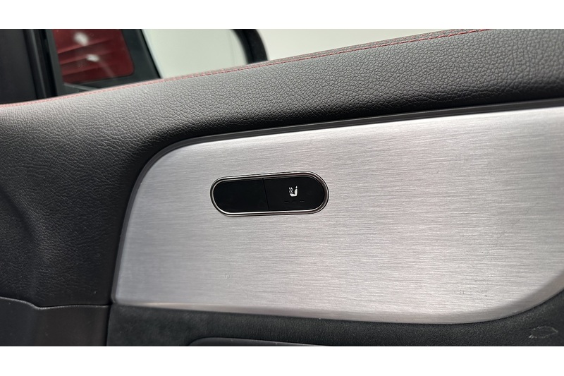 Mercedes-Benz EQA EQA 350 AMG Line - U2399