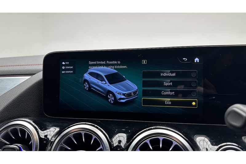 Mercedes-Benz EQA EQA 350 AMG Line - U2399