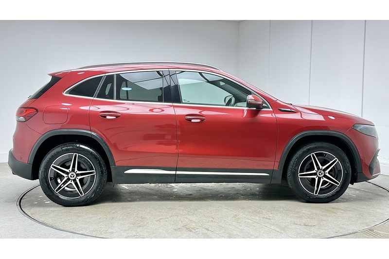 Mercedes-Benz EQA EQA 350 AMG Line - U2399