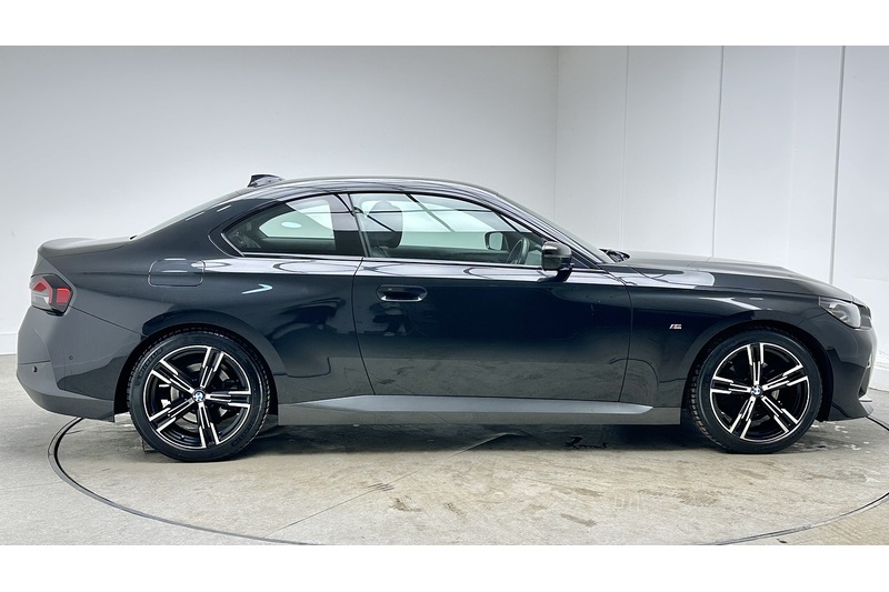 BMW 2 Series 220i M Sport - U2421