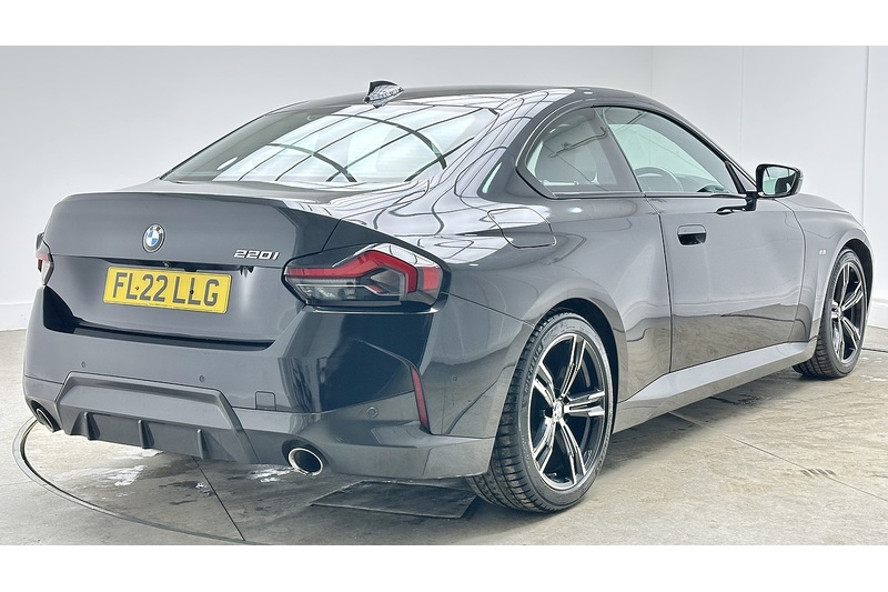 BMW 2 Series 220i M Sport - U2421