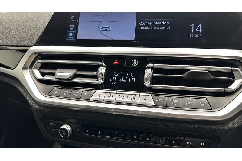 BMW 2 Series 220i M Sport - U2421