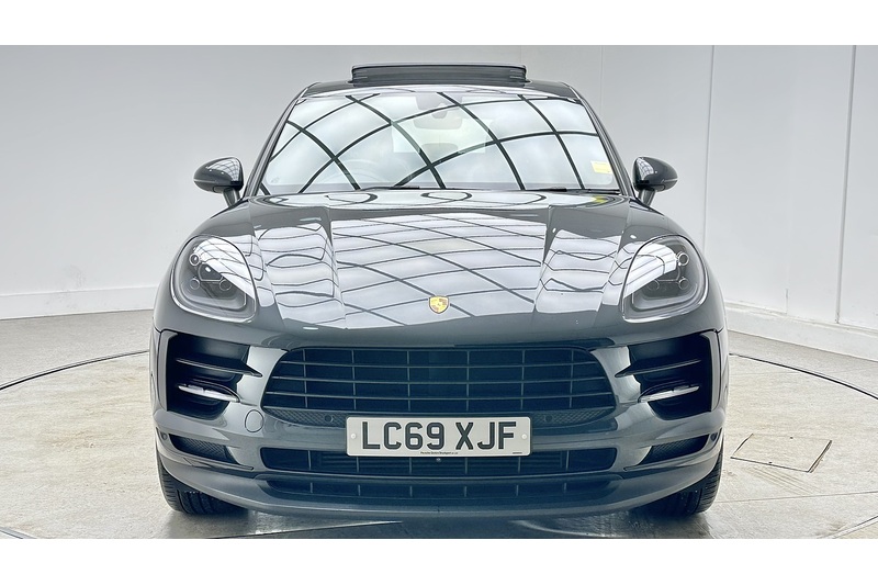 Porsche Macan T - U243
