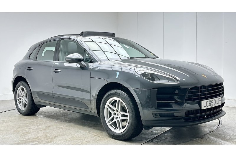 Porsche Macan T - U243