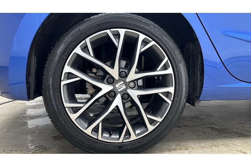 SEAT Ibiza TSI XCELLENCE Lux - U2442