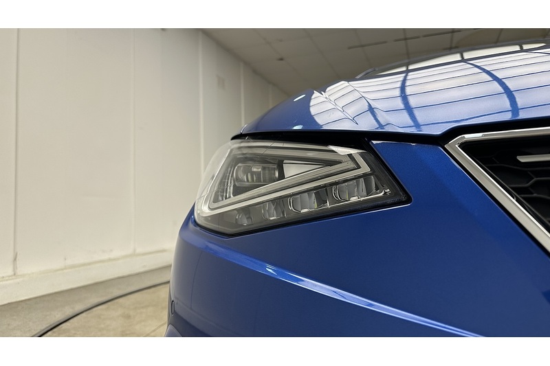 SEAT Ibiza TSI XCELLENCE Lux - U2442