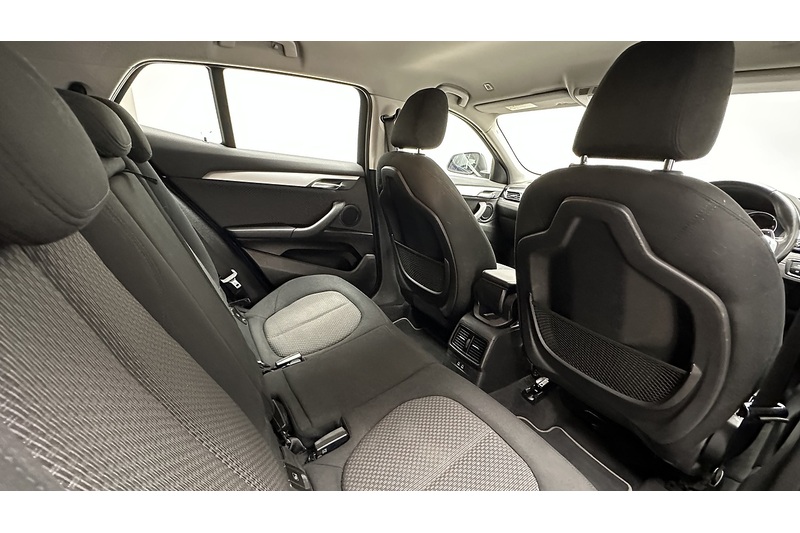 BMW X2 20i SE - U2490