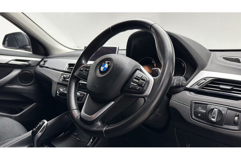 BMW X2 20i SE - U2490