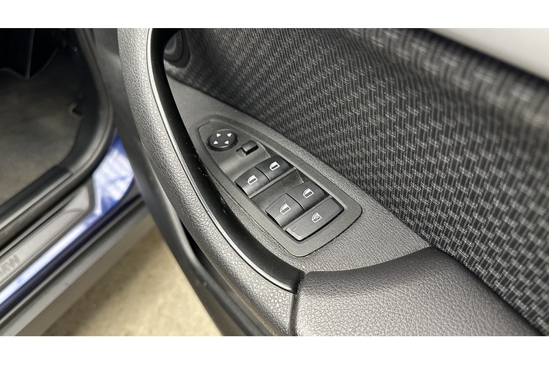 BMW X2 20i SE - U2490