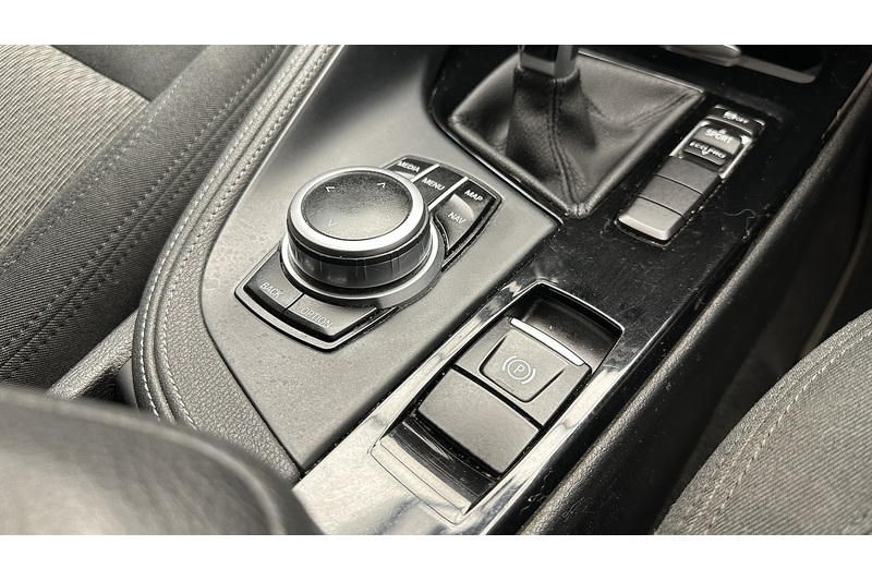 BMW X2 20i SE - U2490