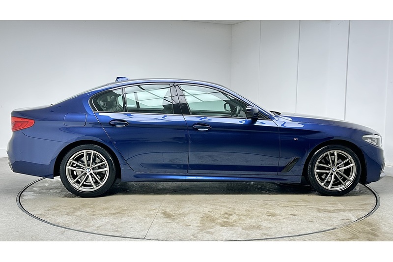 BMW 5 Series 520i M Sport - U2499