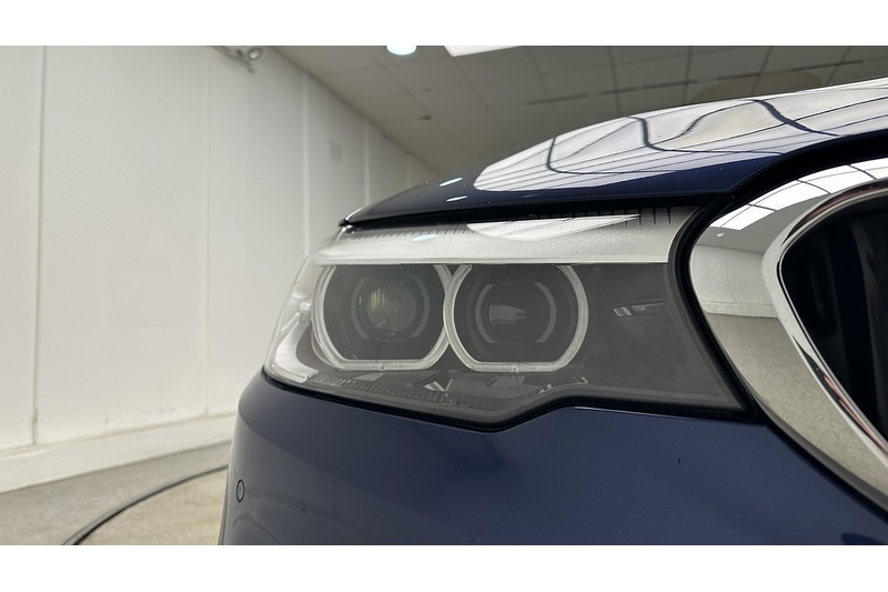 BMW 5 Series 520i M Sport - U2499