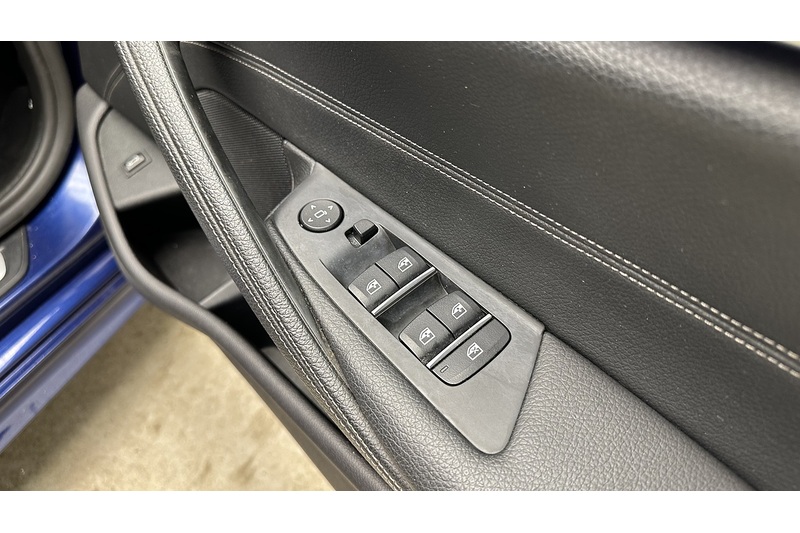 BMW 5 Series 520i M Sport - U2499