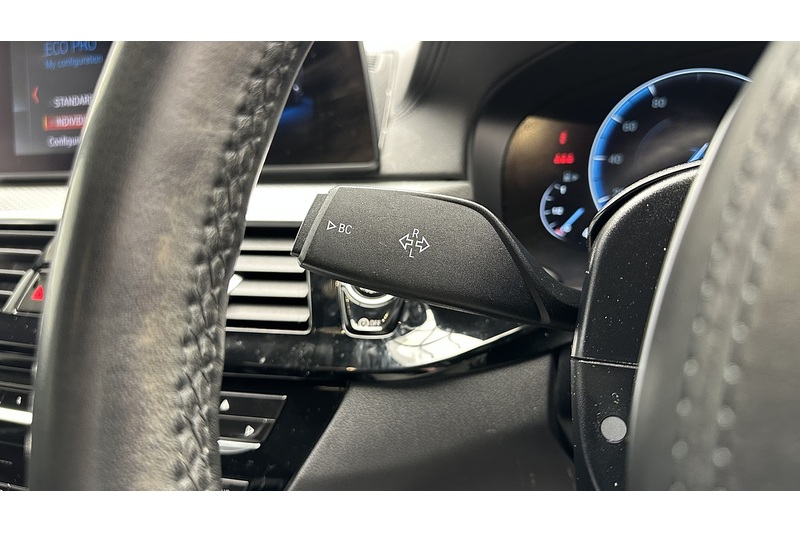 BMW 5 Series 520i M Sport - U2499