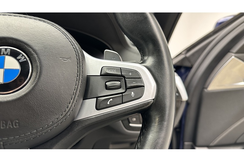 BMW 5 Series 520i M Sport - U2499