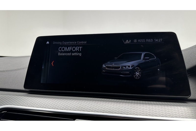 BMW 5 Series 520i M Sport - U2499