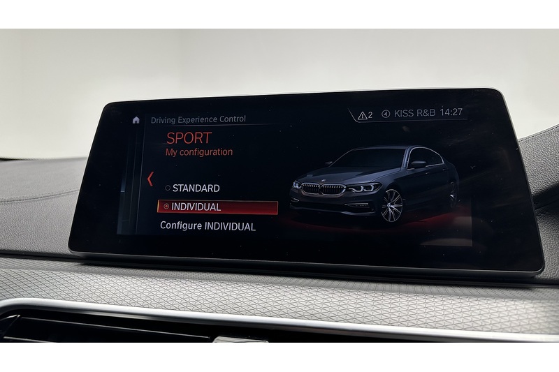 BMW 5 Series 520i M Sport - U2499