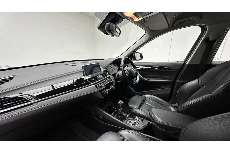 BMW X1 18d Sport - U2539