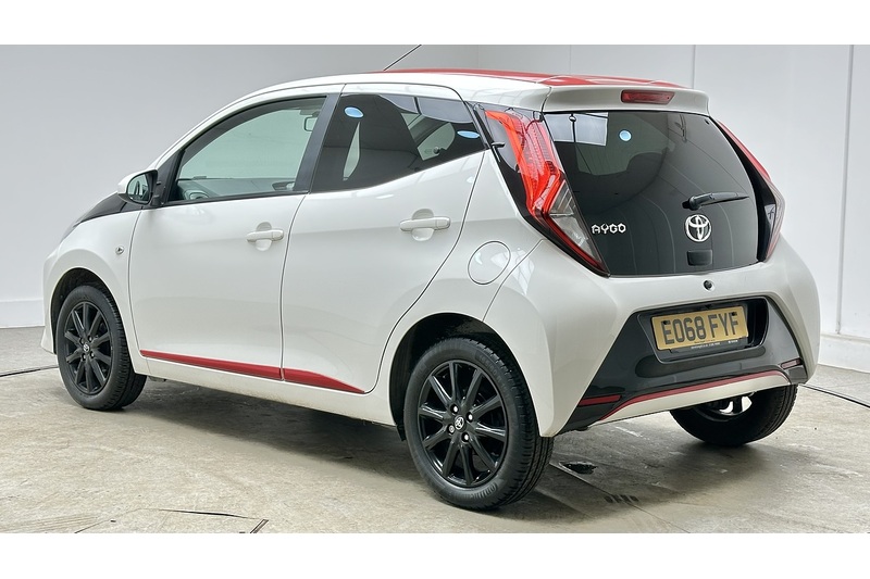 Toyota AYGO VVT-i x-press - U2548