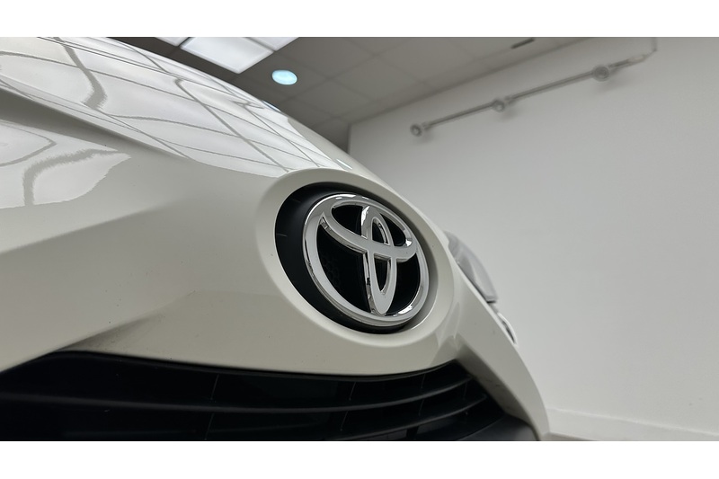 Toyota AYGO VVT-i x-press - U2548