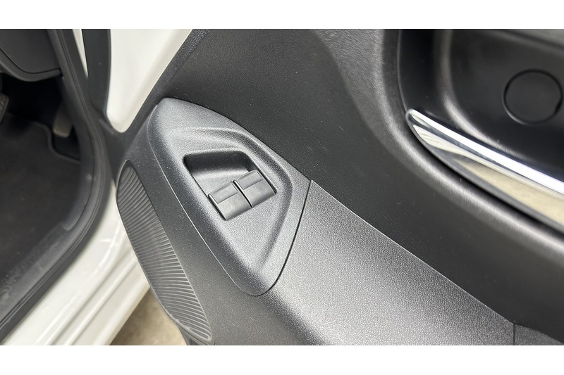 Toyota AYGO VVT-i x-press - U2548