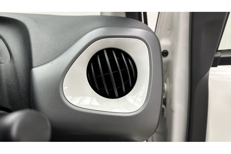 Toyota AYGO VVT-i x-press - U2548