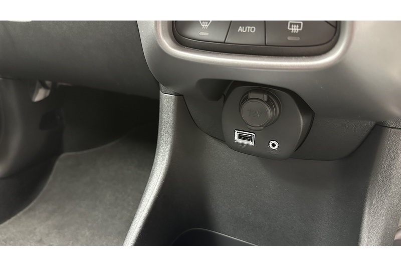 Toyota AYGO VVT-i x-press - U2548
