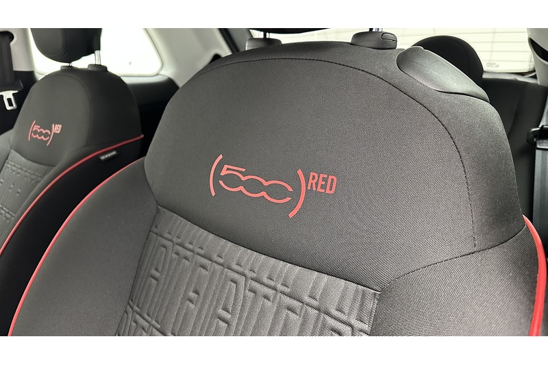 Fiat 500e RED - U2575