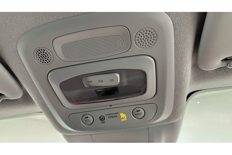 Fiat 500e RED - U2575