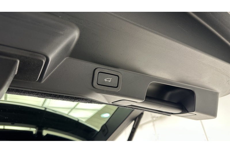 Land Rover Range Rover Sport SD V6 HSE - U2578