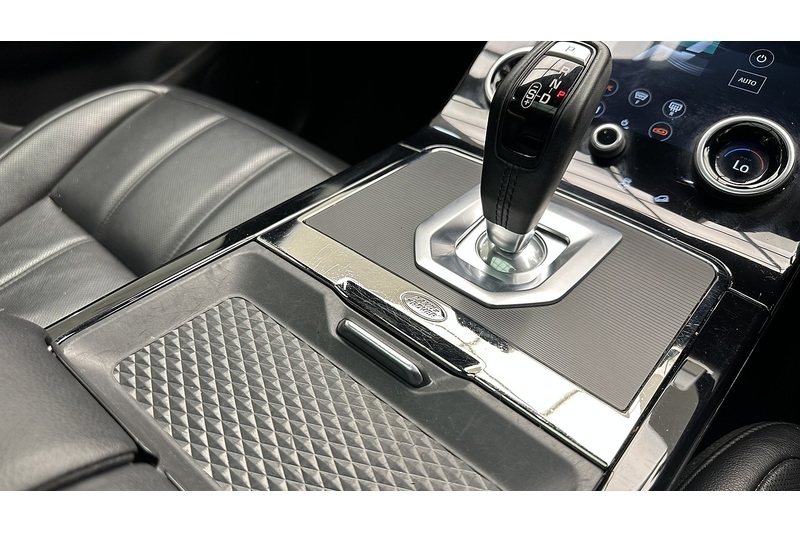 Land Rover Range Rover Evoque P250 MHEV R-Dynamic SE - U2596