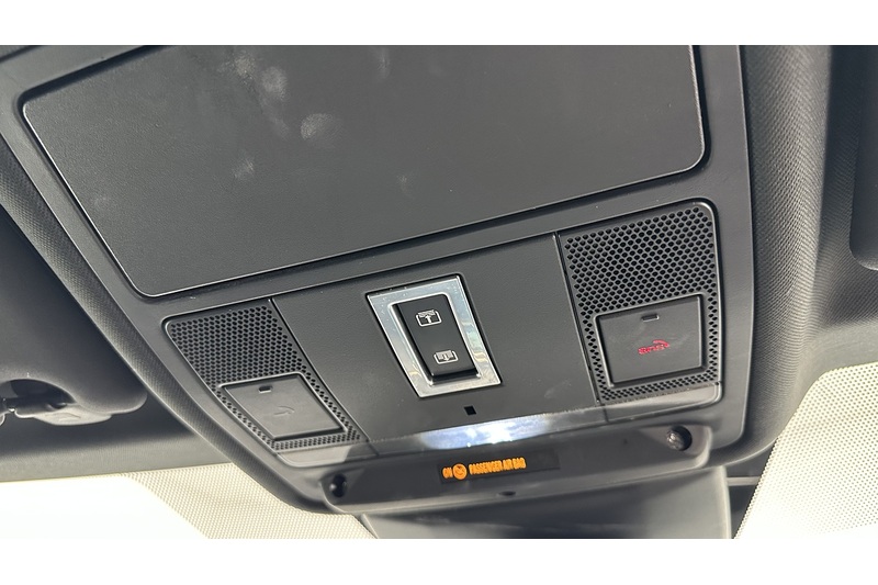 Land Rover Range Rover Evoque P250 MHEV R-Dynamic SE - U2596
