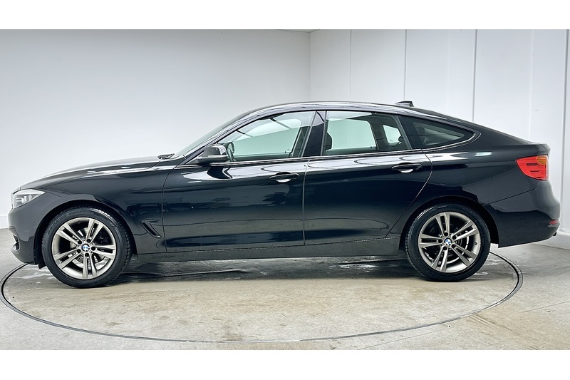 BMW 3 Series Gran Turismo 320d Sport - U2602