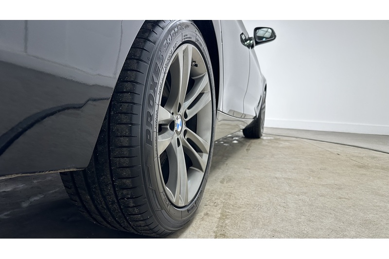 BMW 3 Series Gran Turismo 320d Sport - U2602