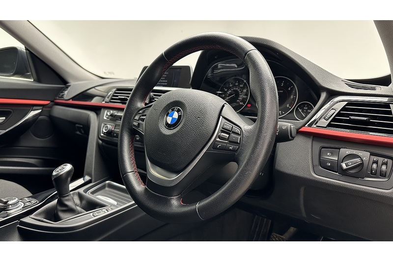 BMW 3 Series Gran Turismo 320d Sport - U2602