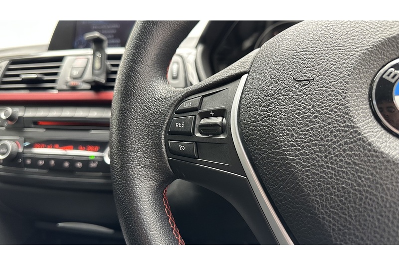 BMW 3 Series Gran Turismo 320d Sport - U2602