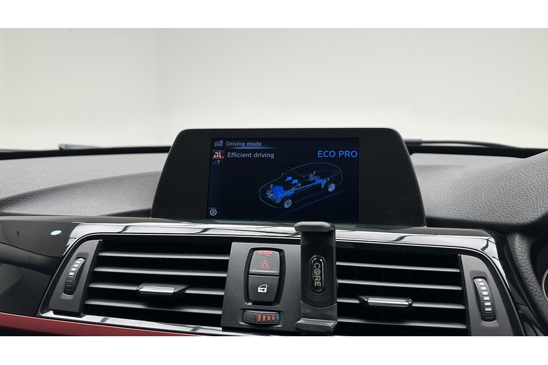 BMW 3 Series Gran Turismo 320d Sport - U2602